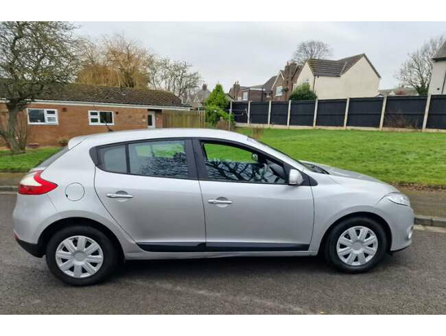 2009 Renault Megane 1.6 Petrol 5 Door Mot Nov 2025 - Drives Great