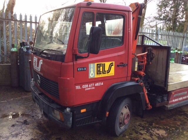 1994 Mercedes 814 Lorry Complete with Crane and Winch image 3
