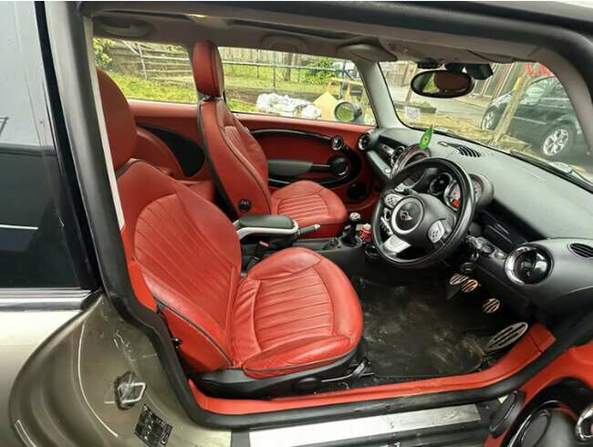 2006 Mini, Cooper S, Hatchback, Manual, 1598 (cc), 3 doors