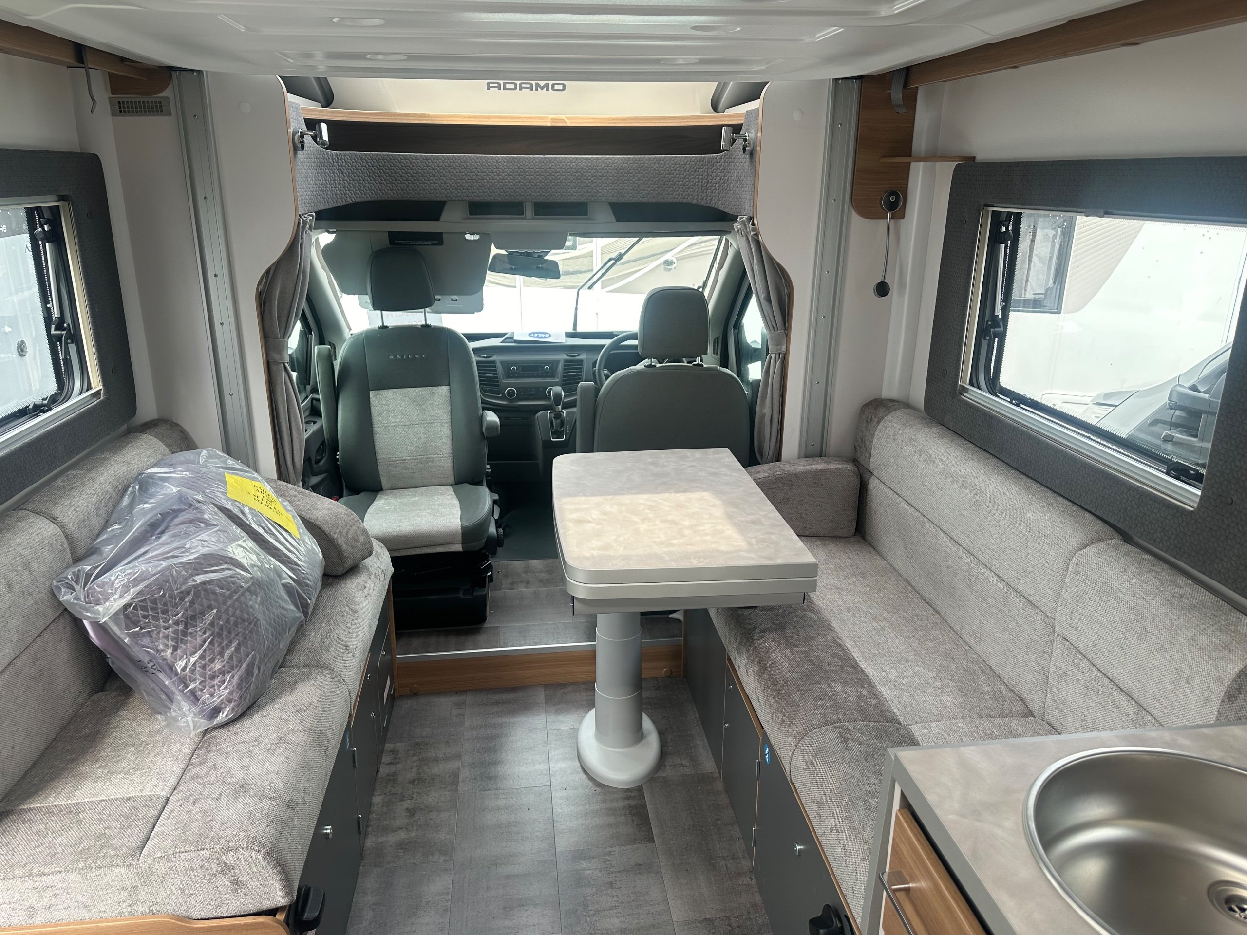2024 Bailey Adamo 60-4 604