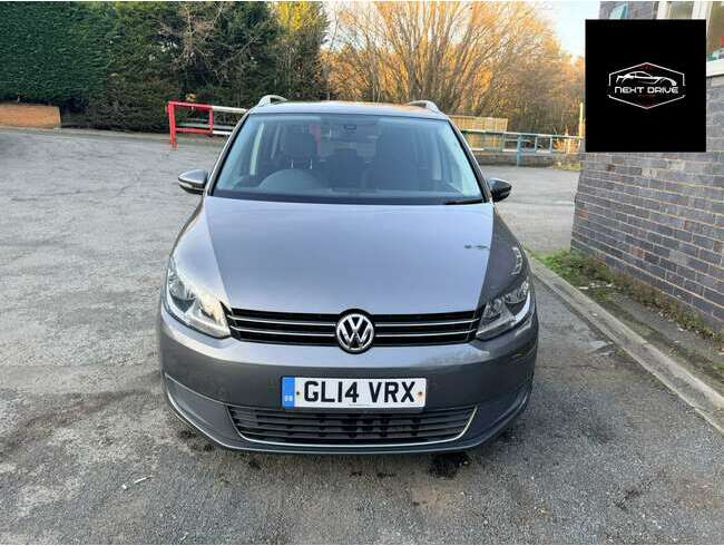 2014 Volkswagen Touran Grey