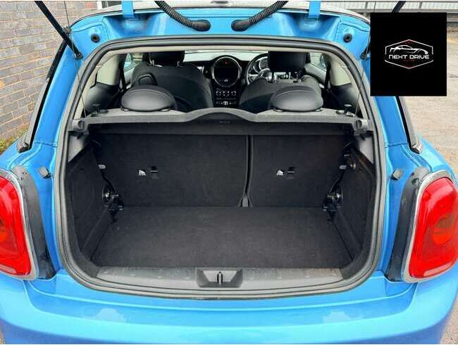 2015 MINI Hatch One Blue