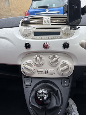 2014 Fiat 500 1.2 Lounge 3dr [Start Stop] - Manual - Petrol - White. 