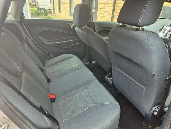 2012 Ford Fiesta Silver