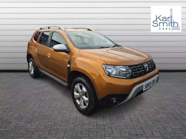 2019 Dacia Duster Orange