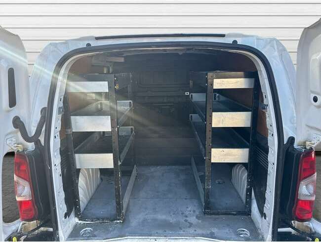 2020 Vauxhall Combo White