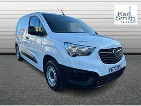 2020 Vauxhall Combo White