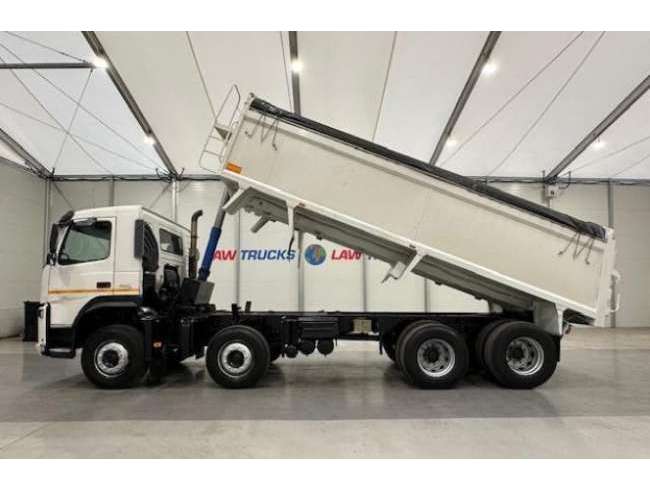 Volvo FM 400 8x4 Day Cab Tipper Manual