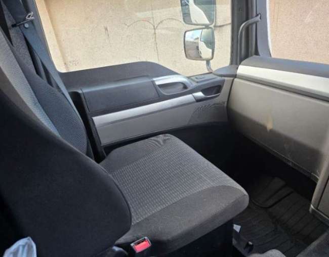 2015 MAN TGL 7.180 47KM