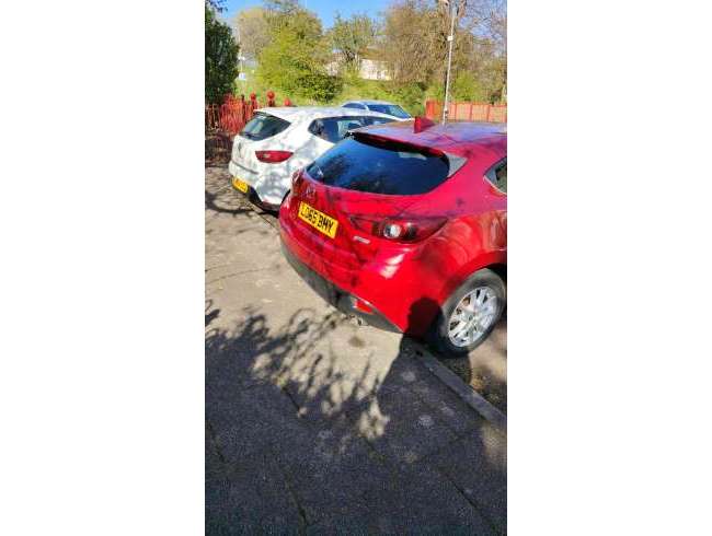 2016 Mazda 323 Red
