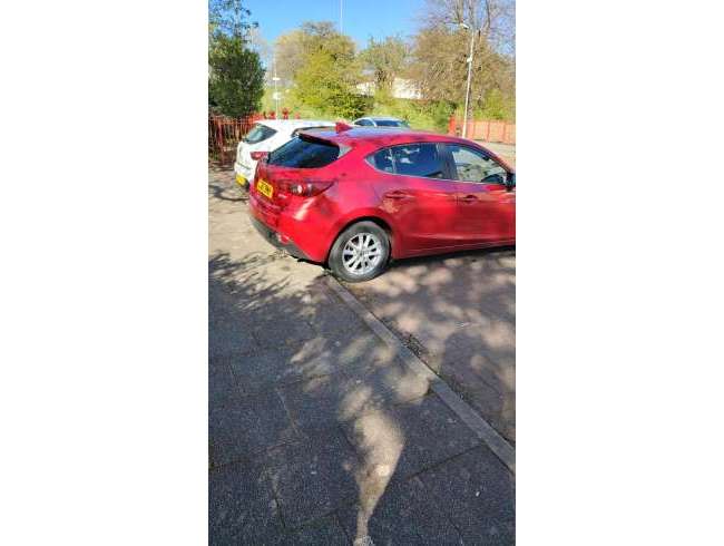 2016 Mazda 323 Red