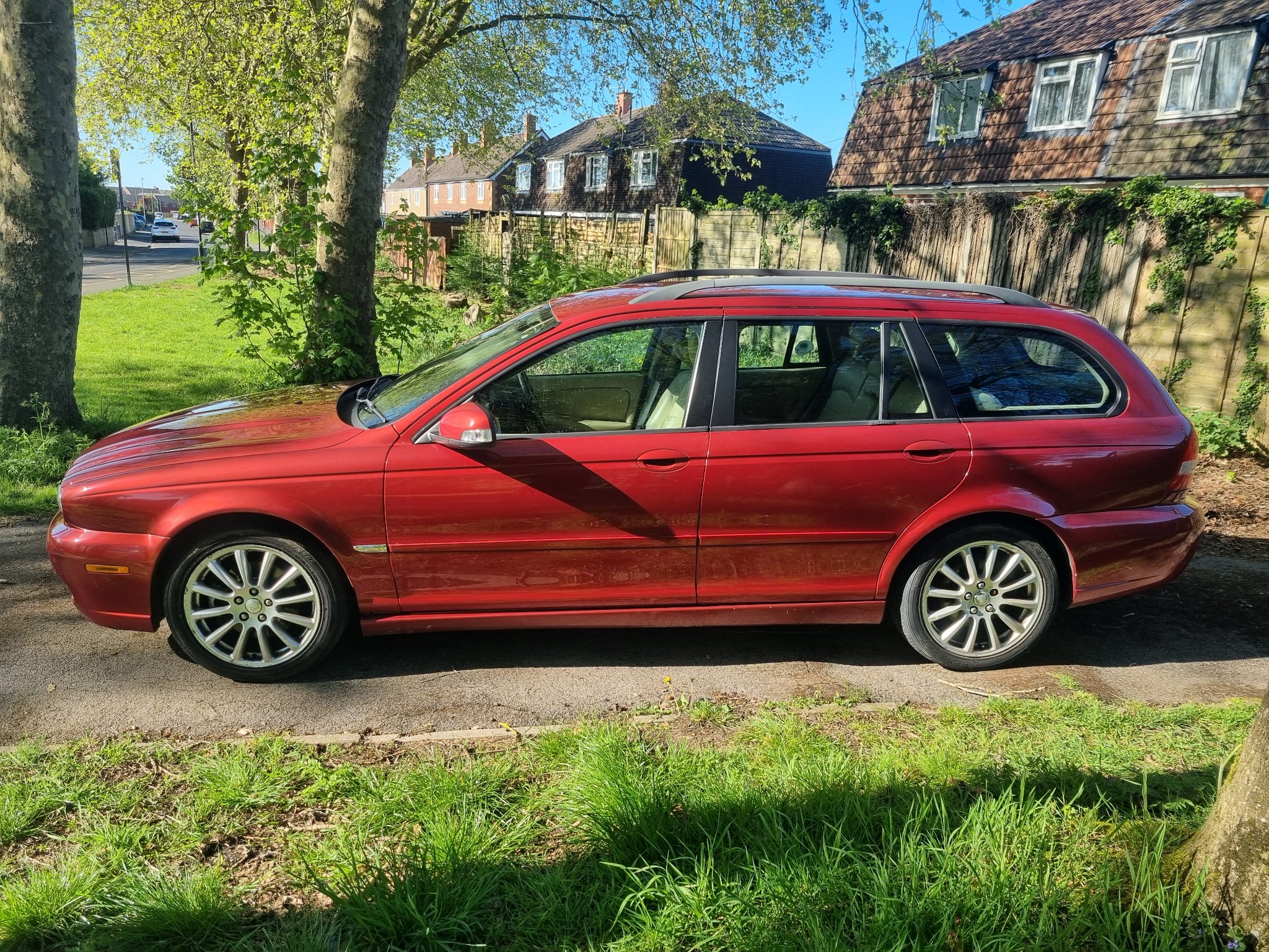 2008 Jaguar X-Type Red