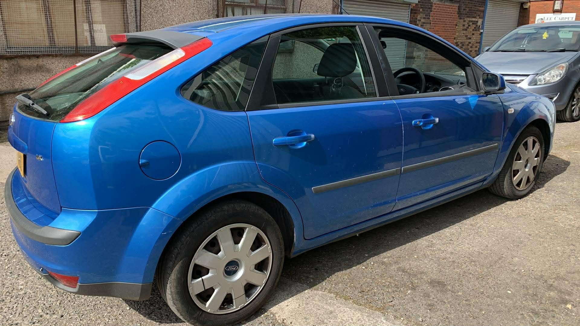 12 MONTH MOT 2006 Ford Focus Blue
