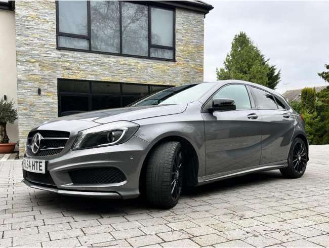 2014 Mercedes-Benz Grey