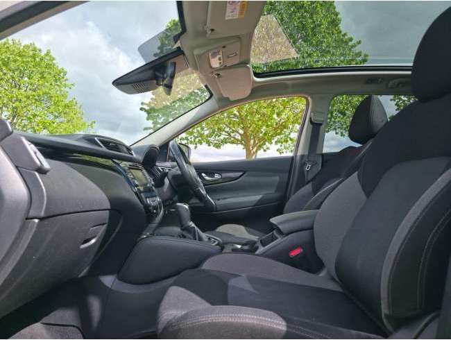 2019 Nissan Qashqai White