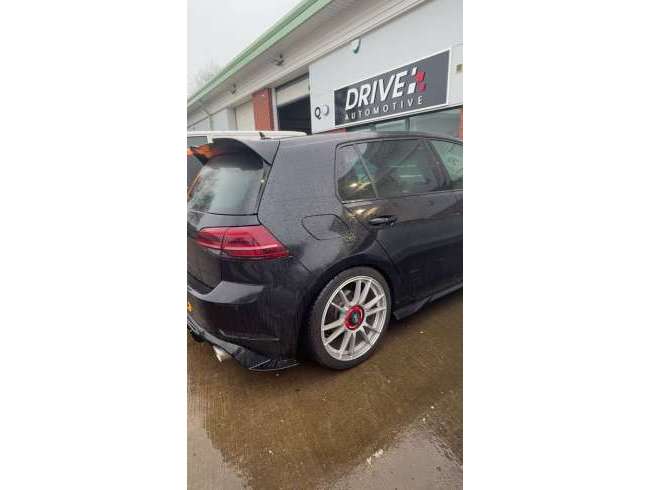 2017 Volkswagen Golf Black