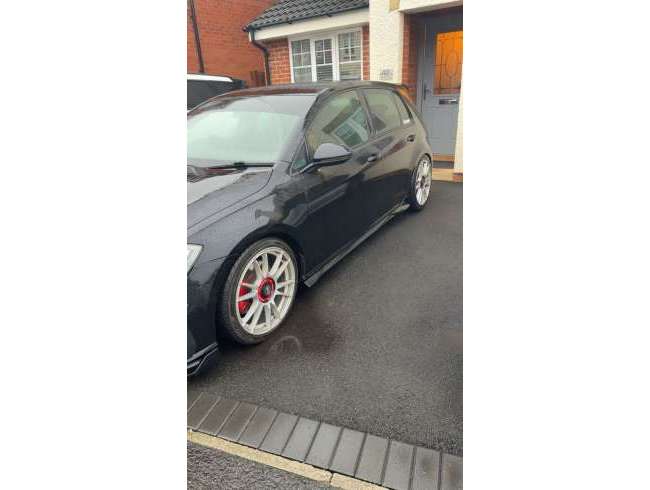 2017 Volkswagen Golf Black