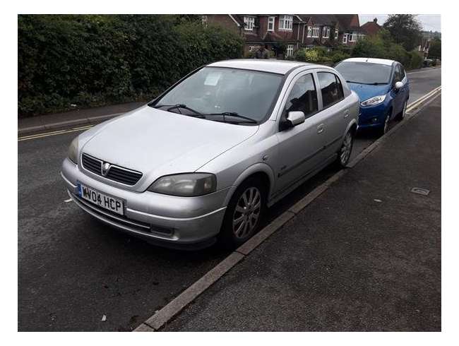 2004 Vauxhall Astra Silver
