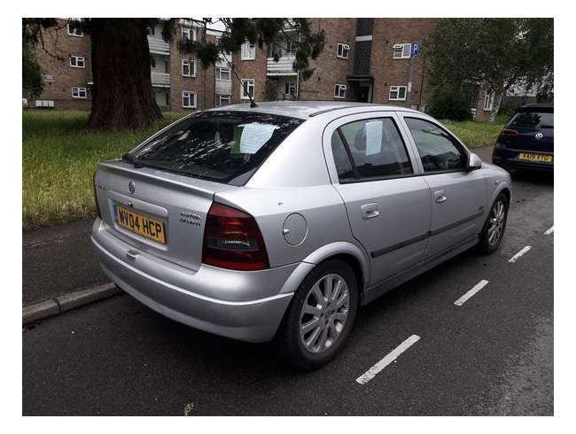2004 Vauxhall Astra Silver