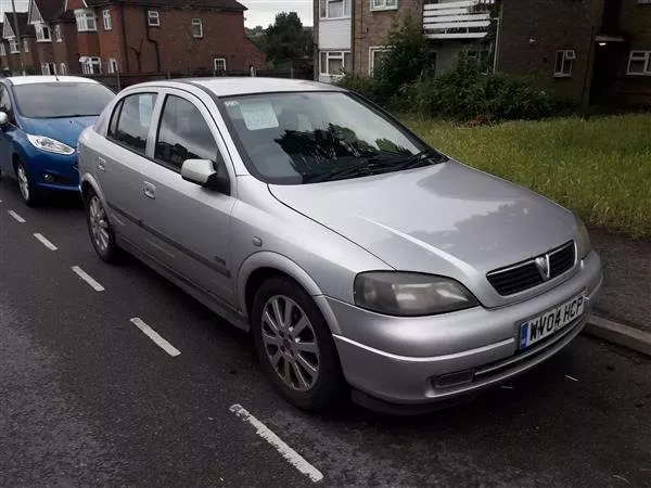 2004 Vauxhall Astra Silver