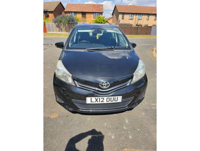 2012 Toyota Yaris Black