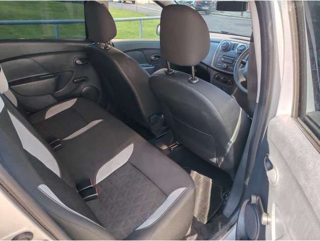 2015 Dacia Sandero Silver