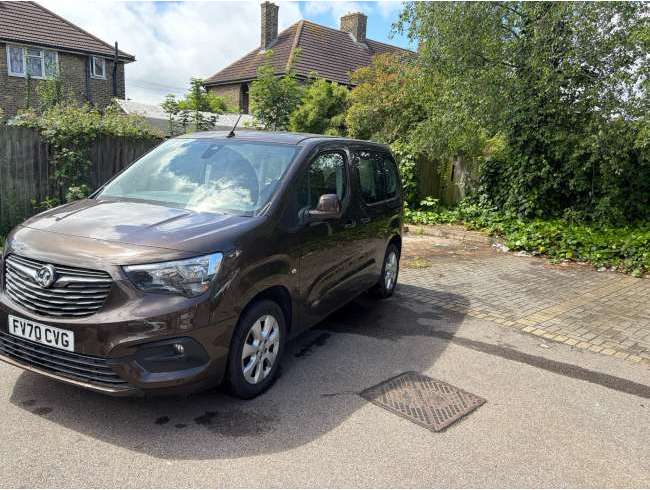 2020 Vauxhall Brown