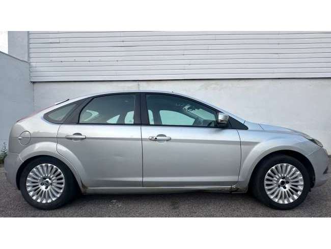 2010 Ford Focus Silver