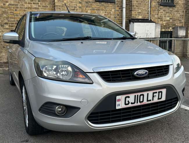 2010 Ford Focus Silver