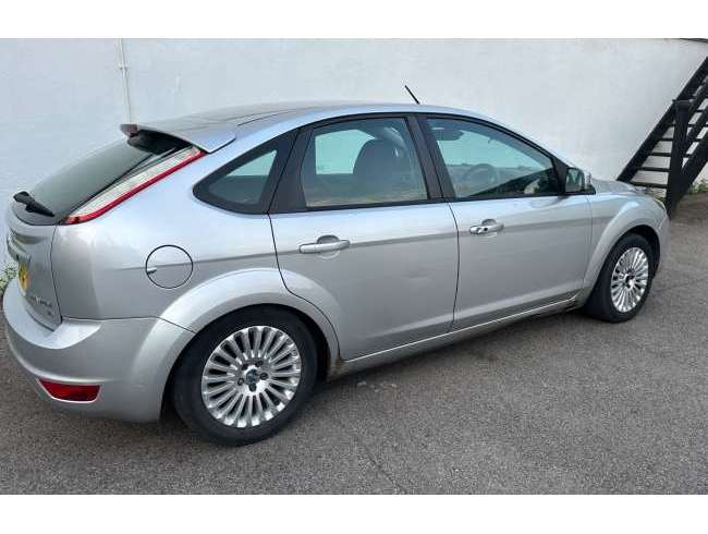 2010 Ford Focus Silver