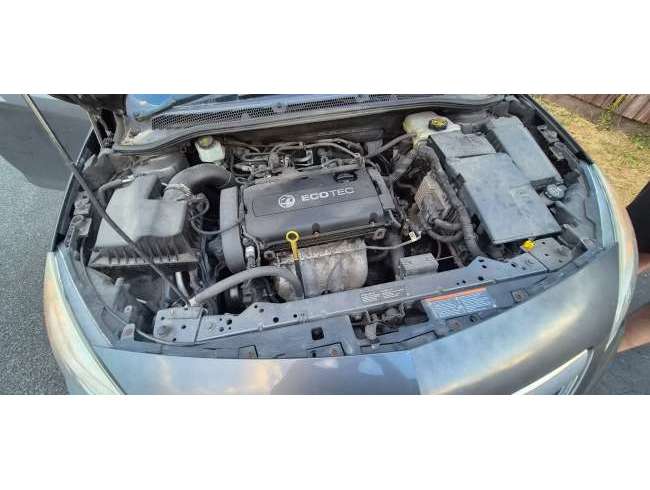 2010 Vauxhall Astra Grey
