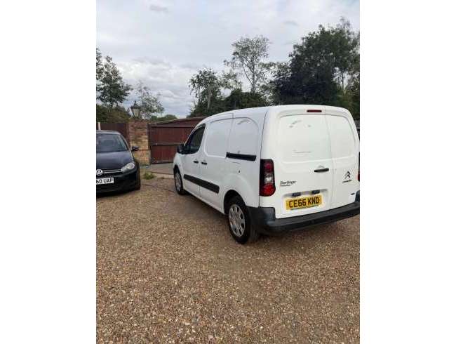 2017 Citroen Berlingo White
