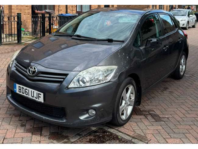 2011 Toyota Auris Grey manual 118k d4d 1.4cc
