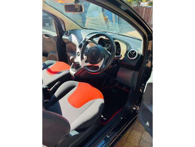 2009 Ford Ka Black