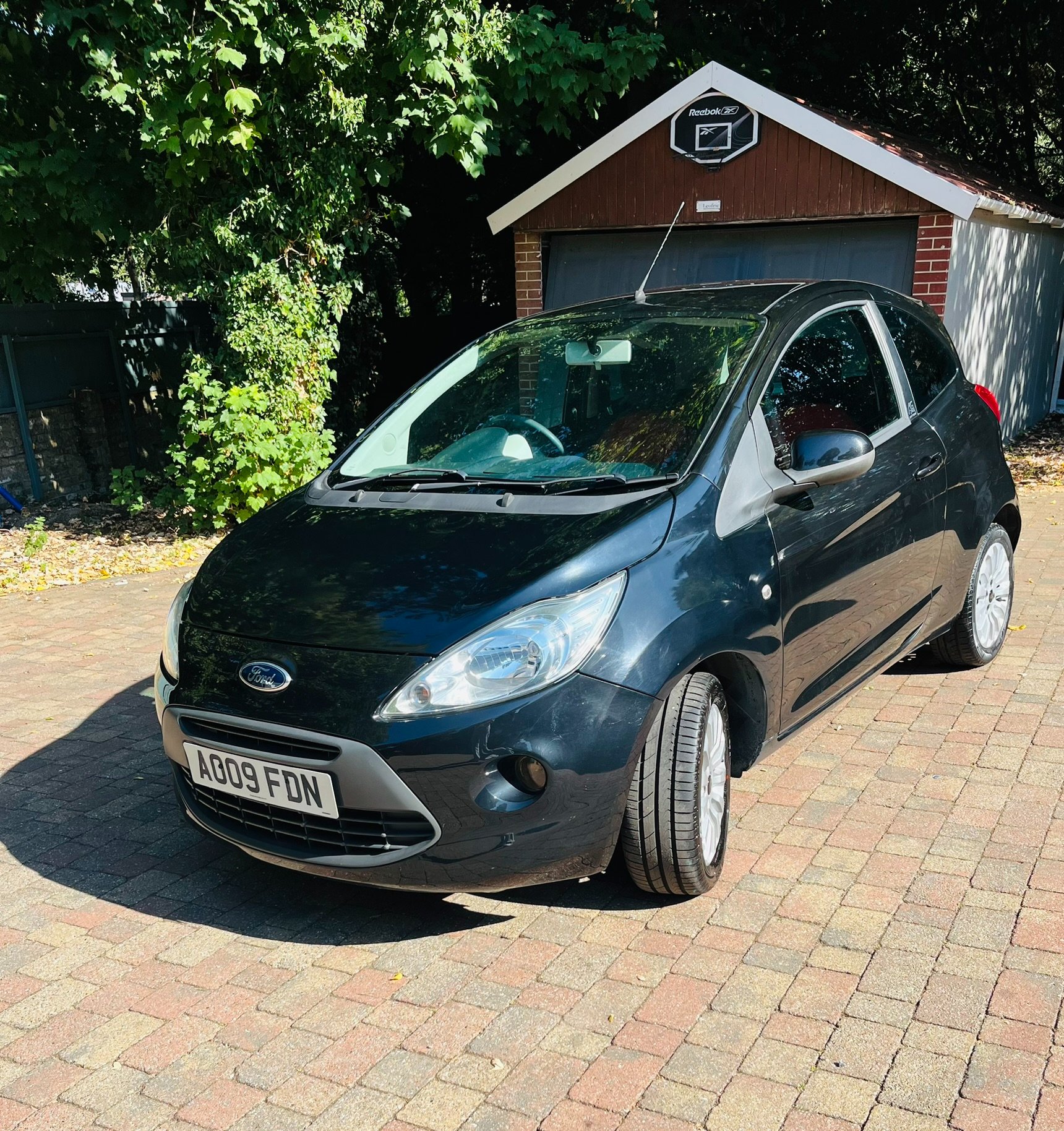 2009 Ford Ka Black