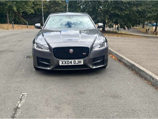 2015 Jaguar XF Grey