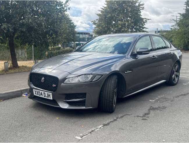 2015 Jaguar XF Grey