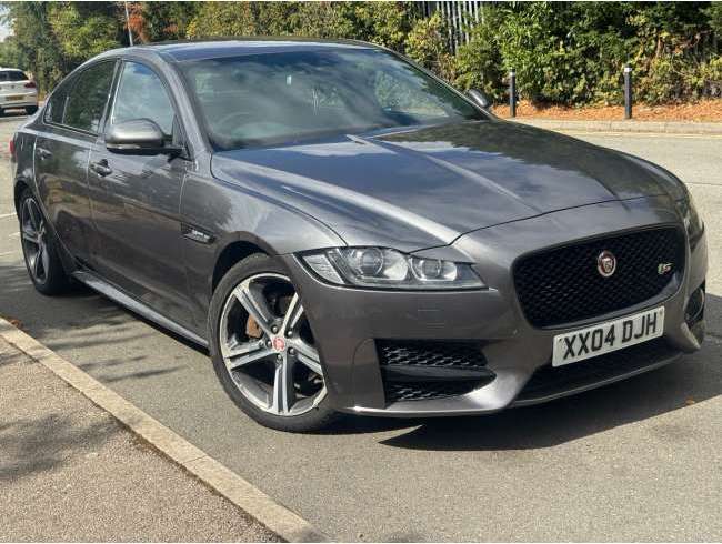 2015 Jaguar XF Grey