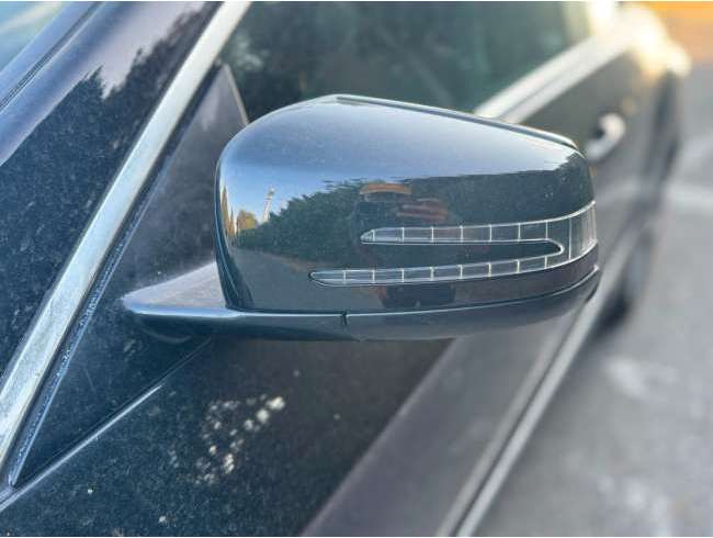 2011 Mercedes-Benz Black