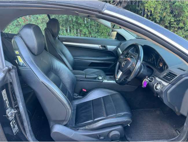 2011 Mercedes-Benz Black