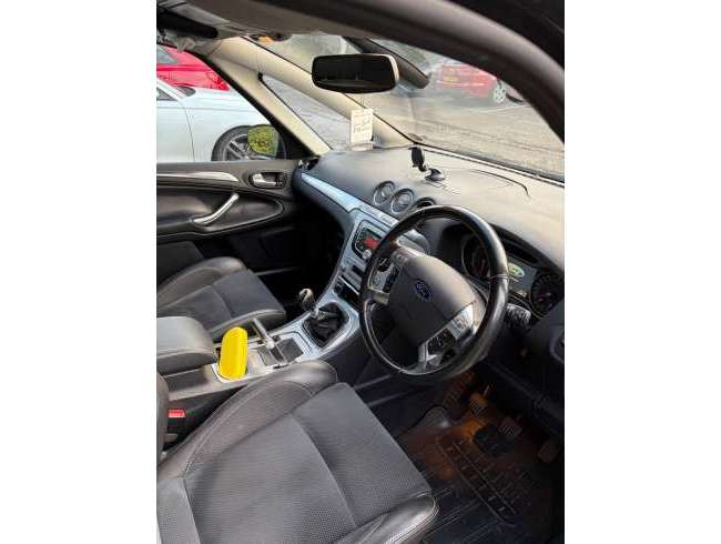 2009 Ford S-Max Black