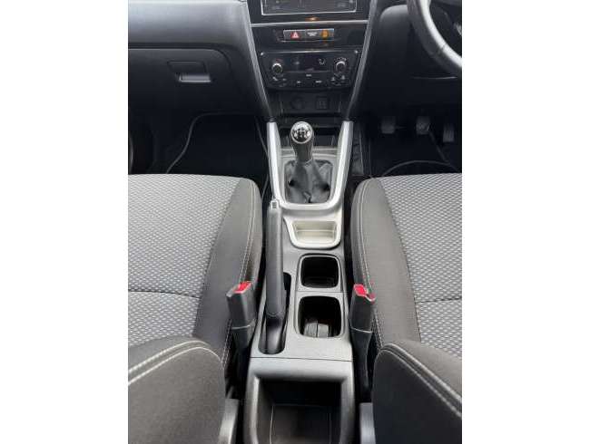 2018 Suzuki Vitara White