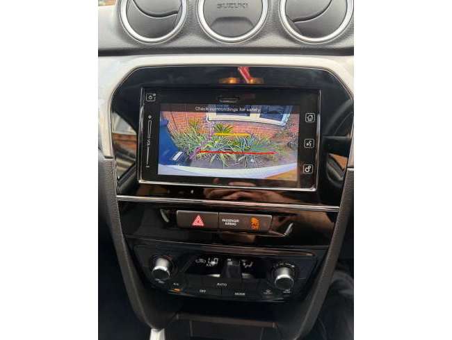 2018 Suzuki Vitara White