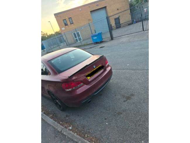 2009 BMW 1 Series Red