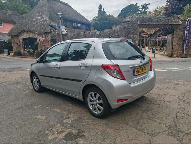 Very low mileage 68364 /Mot NO advisory 2013 Toyota Yaris 1.33 Dual VVT-I petrol 2013 