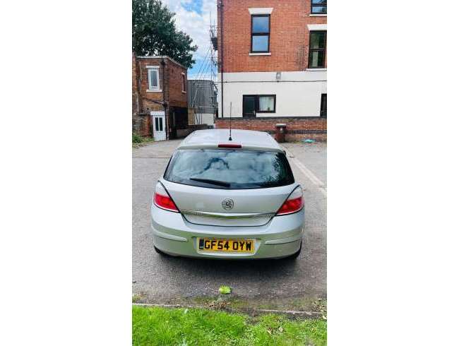2004 Vauxhall Astra Silver