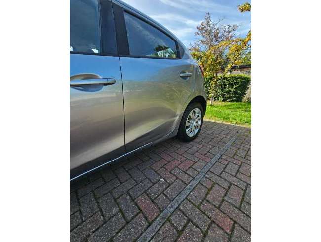 2017 Mazda Silver