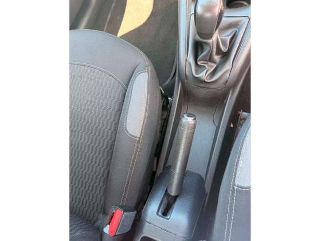 2016 Peugeot 208 Black