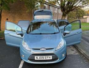 2009 Ford Fiesta Blue