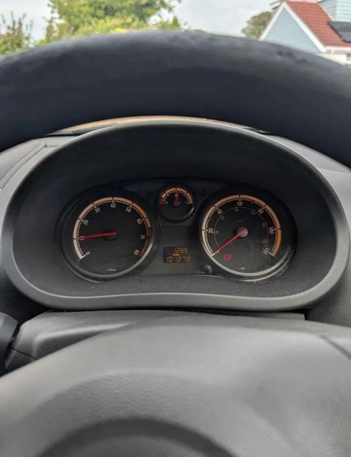 2014 Vauxhall Black